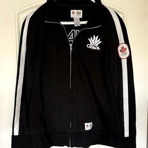 NWOT - Women’s CANADA zip-up sweater. Size LARGE